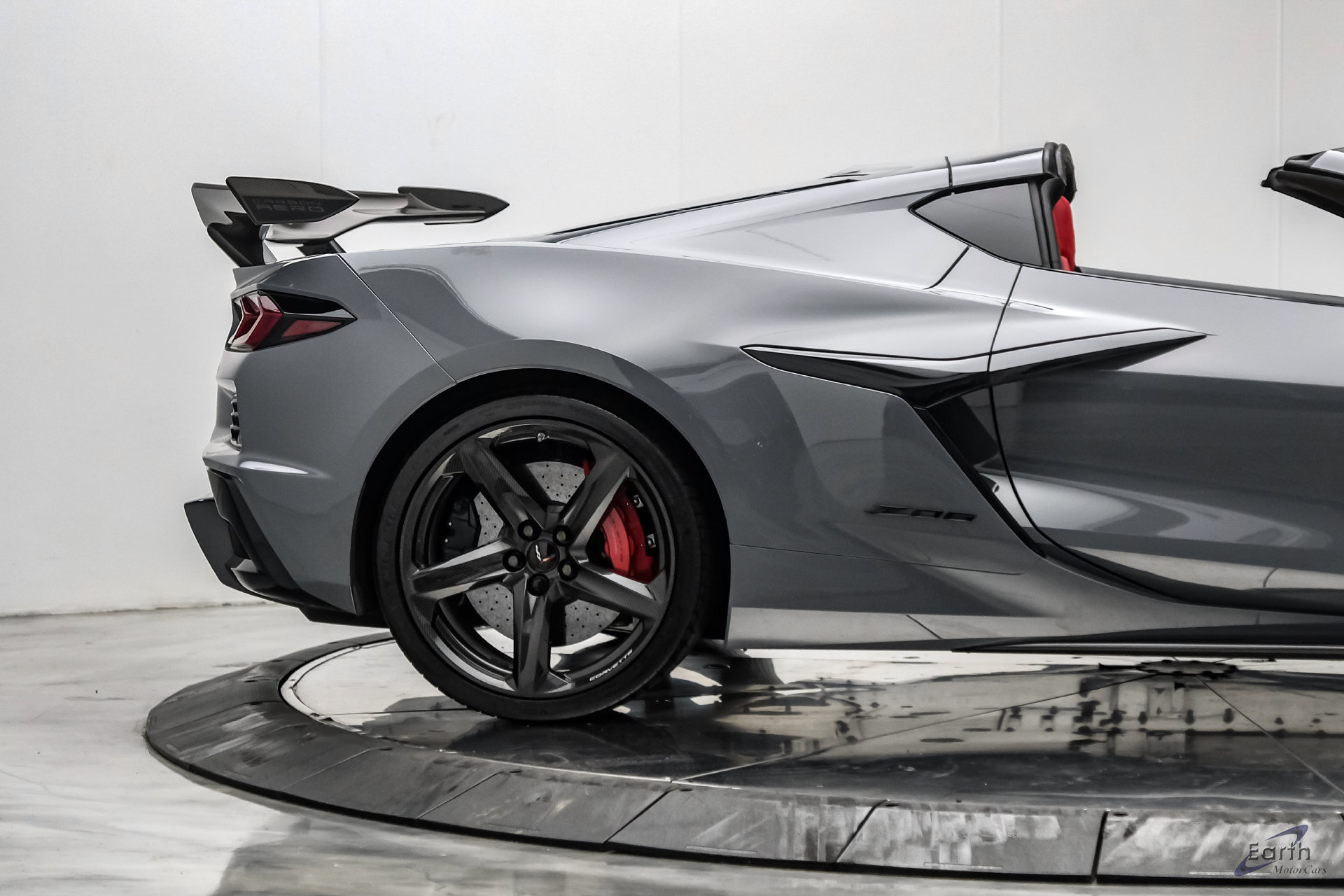 Used 2025 Chevrolet Corvette Z06 w/ Z07 Performance Package RWD image 31
