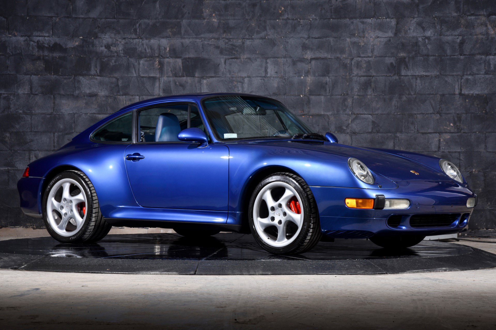 Used 1998 Porsche 911 Carrera 4S AWD/4WD image 2