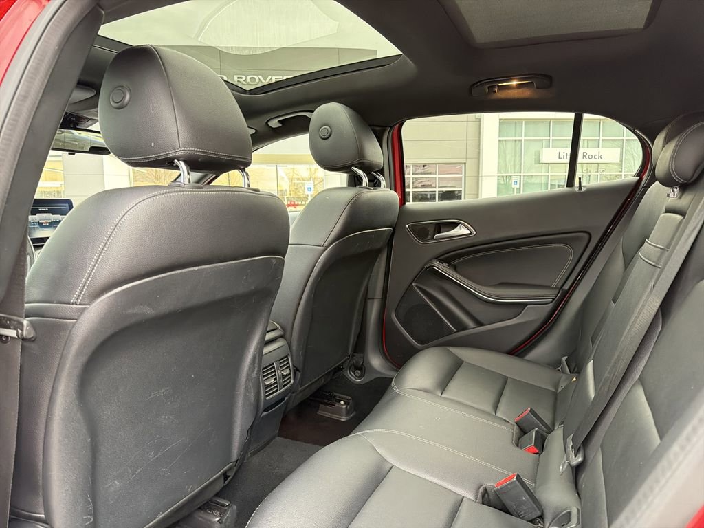 Used 2018 Mercedes-Benz GLA 250 4MATIC image 13