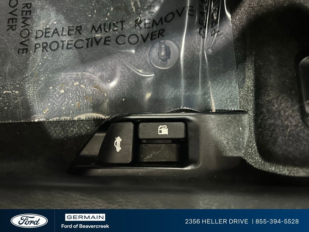 Used 2025 Toyota Corolla LE image 17