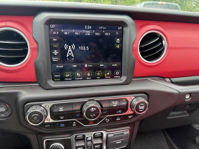 Used 2023 Jeep Wrangler Unlimited Rubicon 4xe image 23