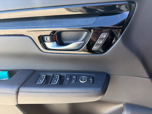 Used 2025 Honda CR-V Sport Touring image 10