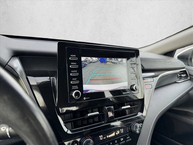 Used 2024 Toyota Camry SE image 13