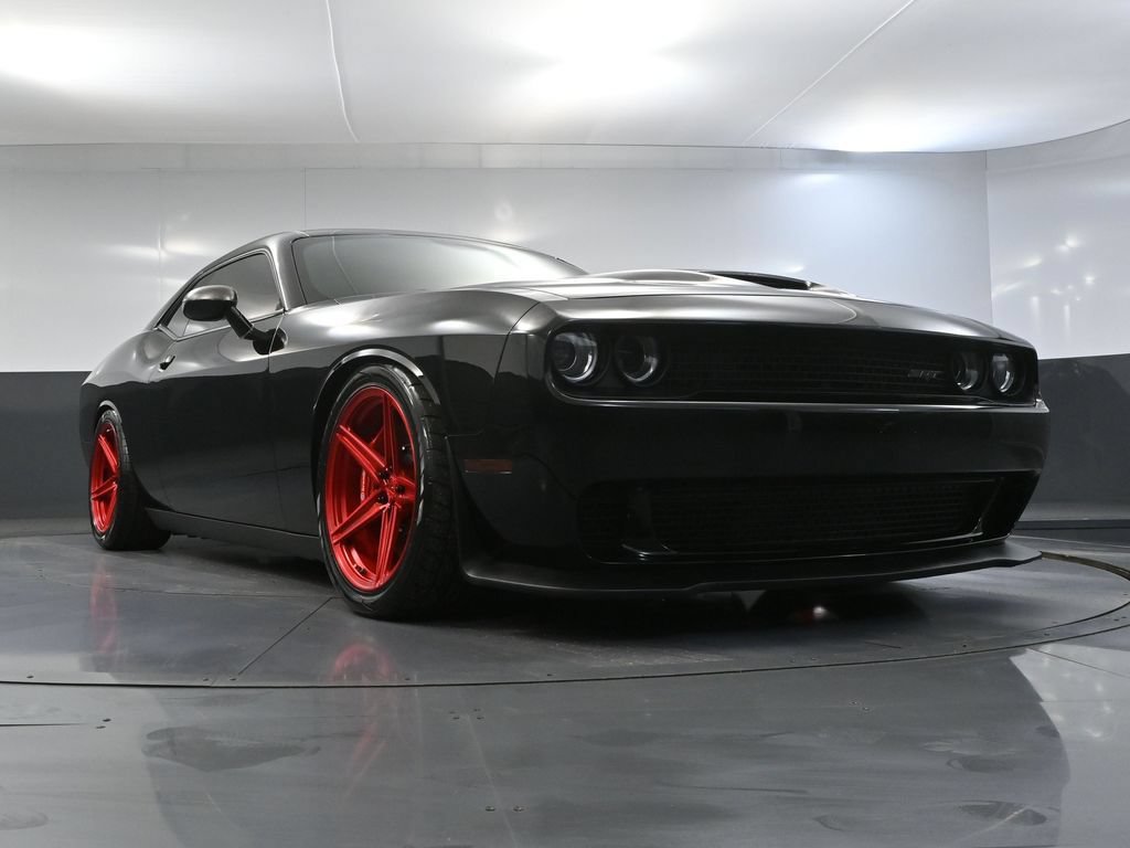Used 2016 Dodge Challenger SRT Hellcat RWD image 63