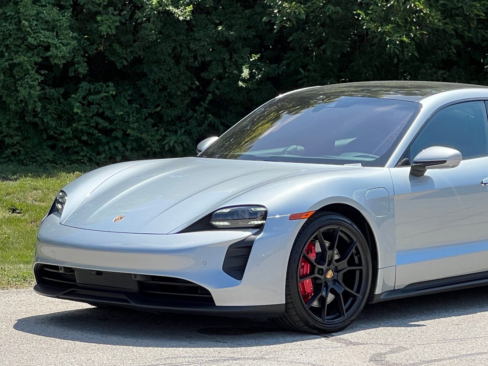 Certified 2022 Porsche Taycan GTS image 12