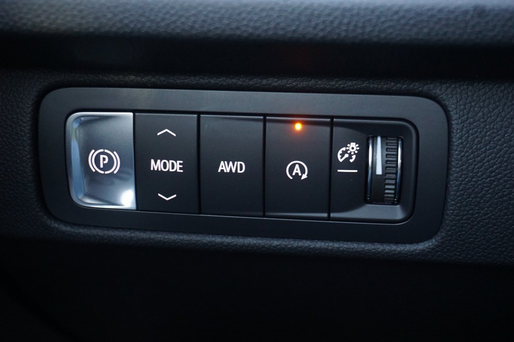 New 2026 Chevrolet Traverse LT w/ Sun and Wheel Package image 25