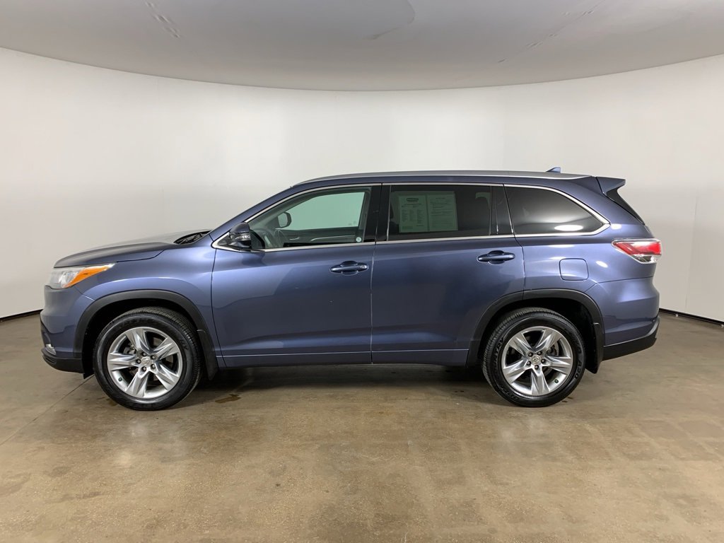 Used 2015 Toyota Highlander Limited image 18
