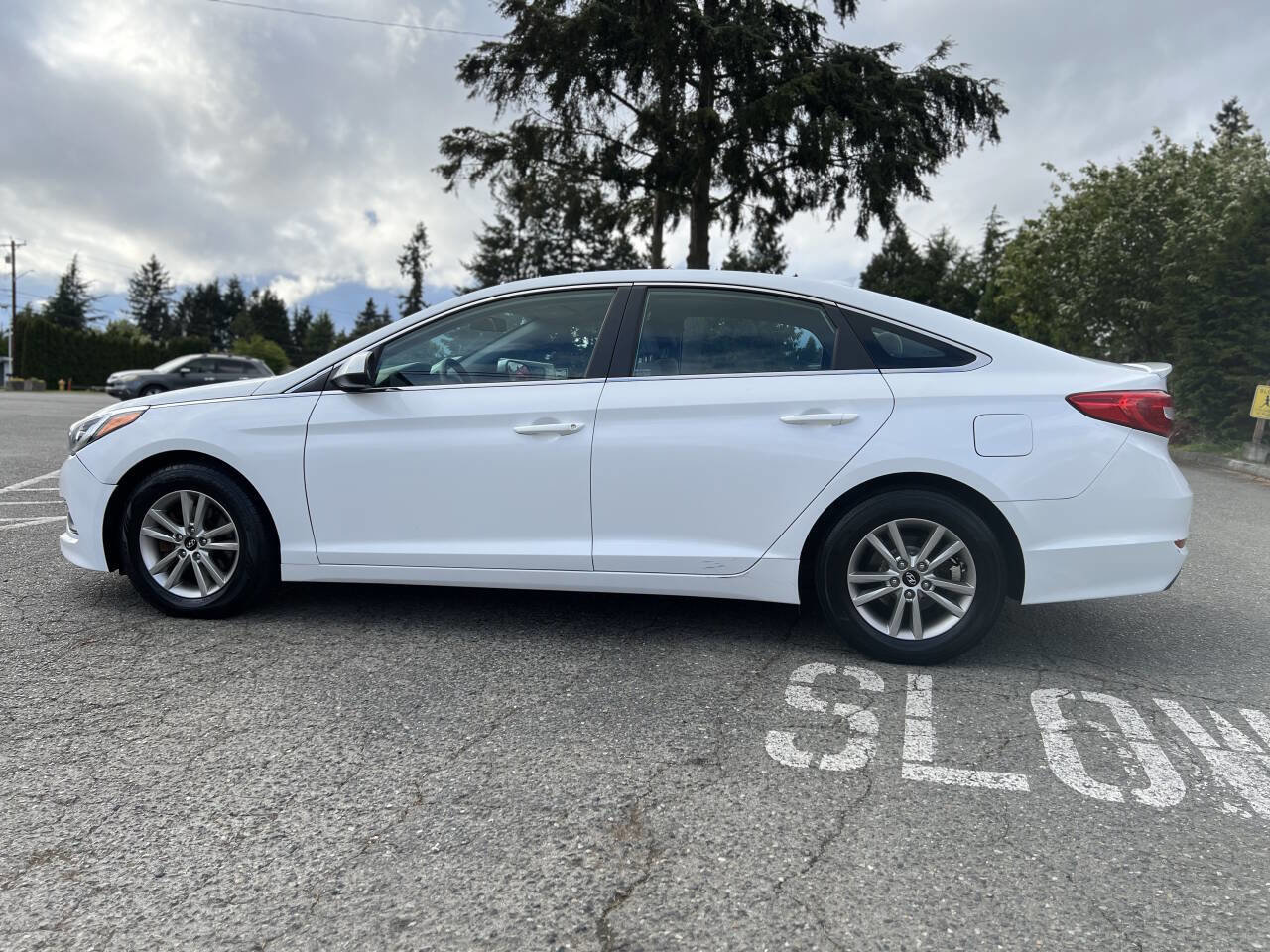 Used 2015 Hyundai Sonata SE FWD image 8