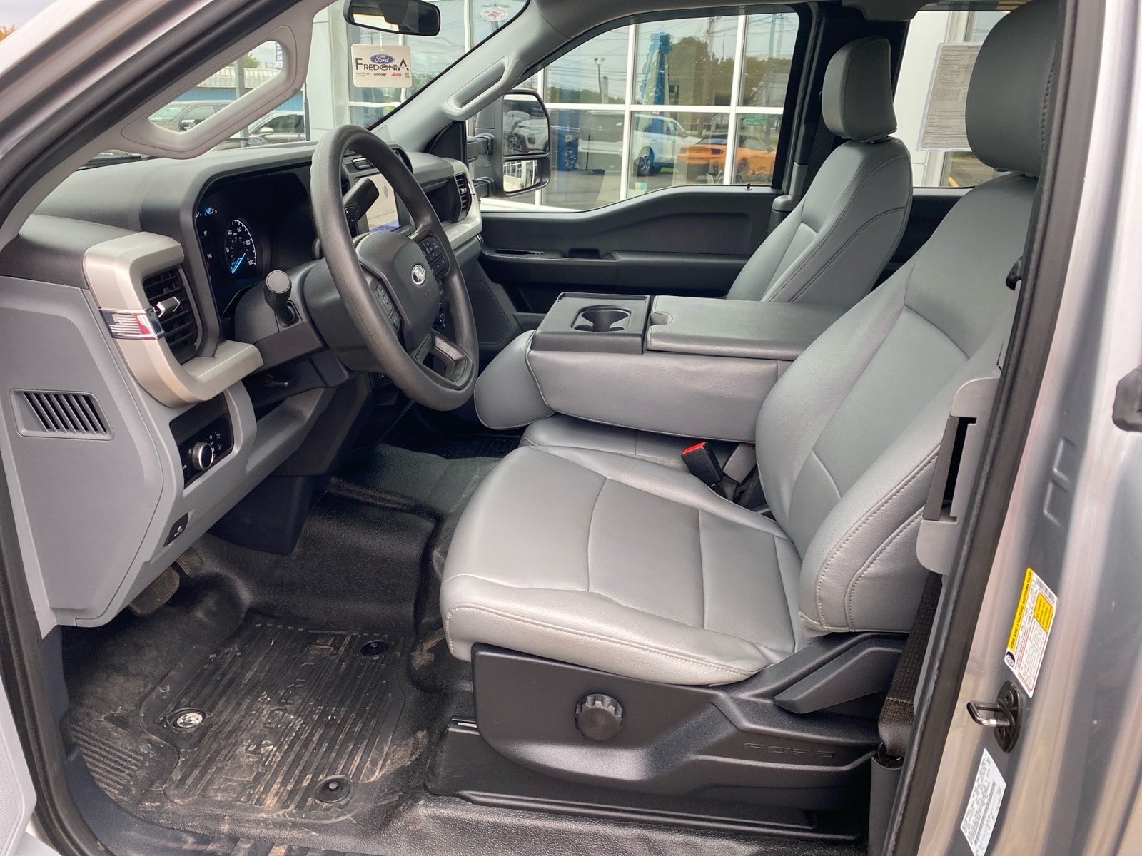 Used 2023 Ford F250 XL w/ Snow Plow Prep Package AWD/4WD image 10