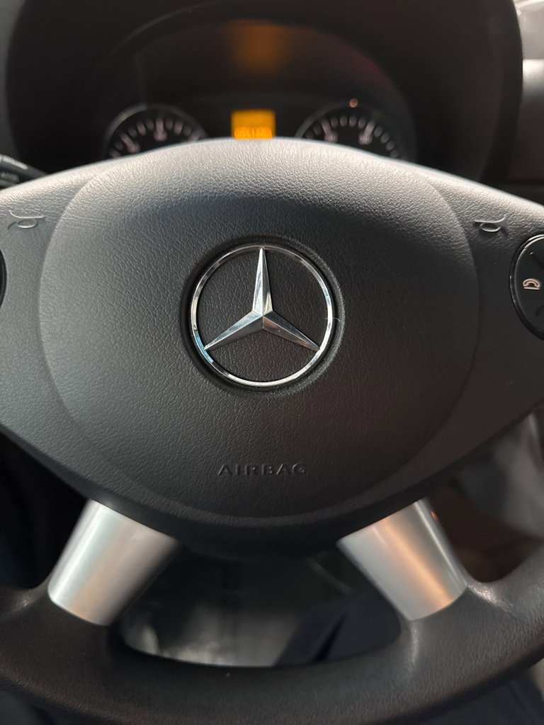 Used 2017 Mercedes-Benz Sprinter 2500 image 32