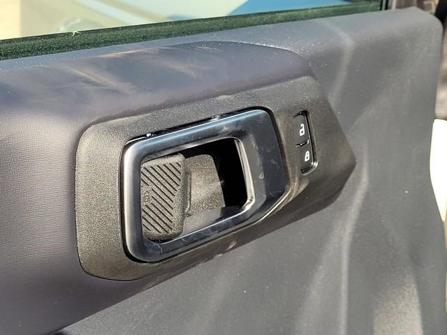 New 2025 Ford Bronco Badlands image 9