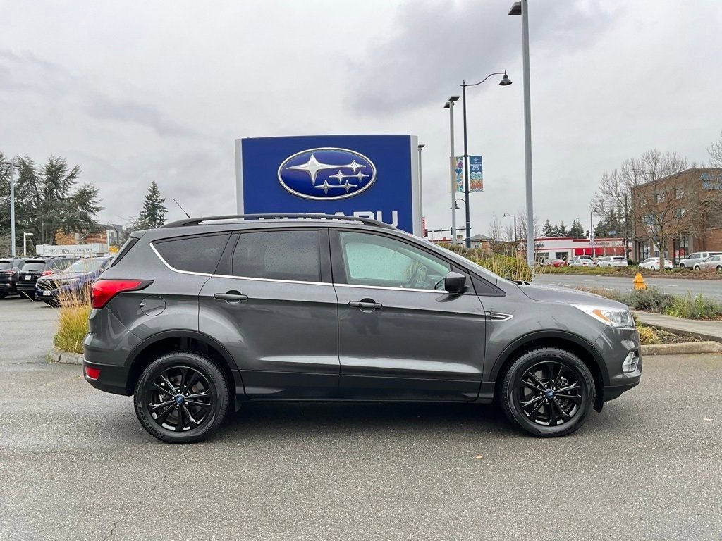 Used 2019 Ford Escape SEL image 10
