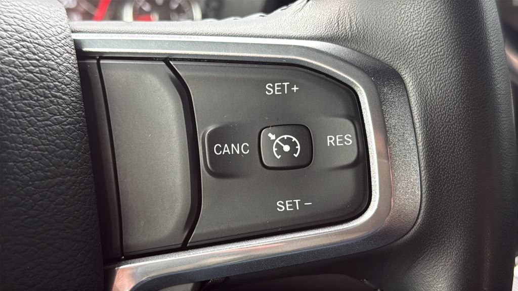 Used 2024 RAM 1500 Laramie AWD/4WD image 16