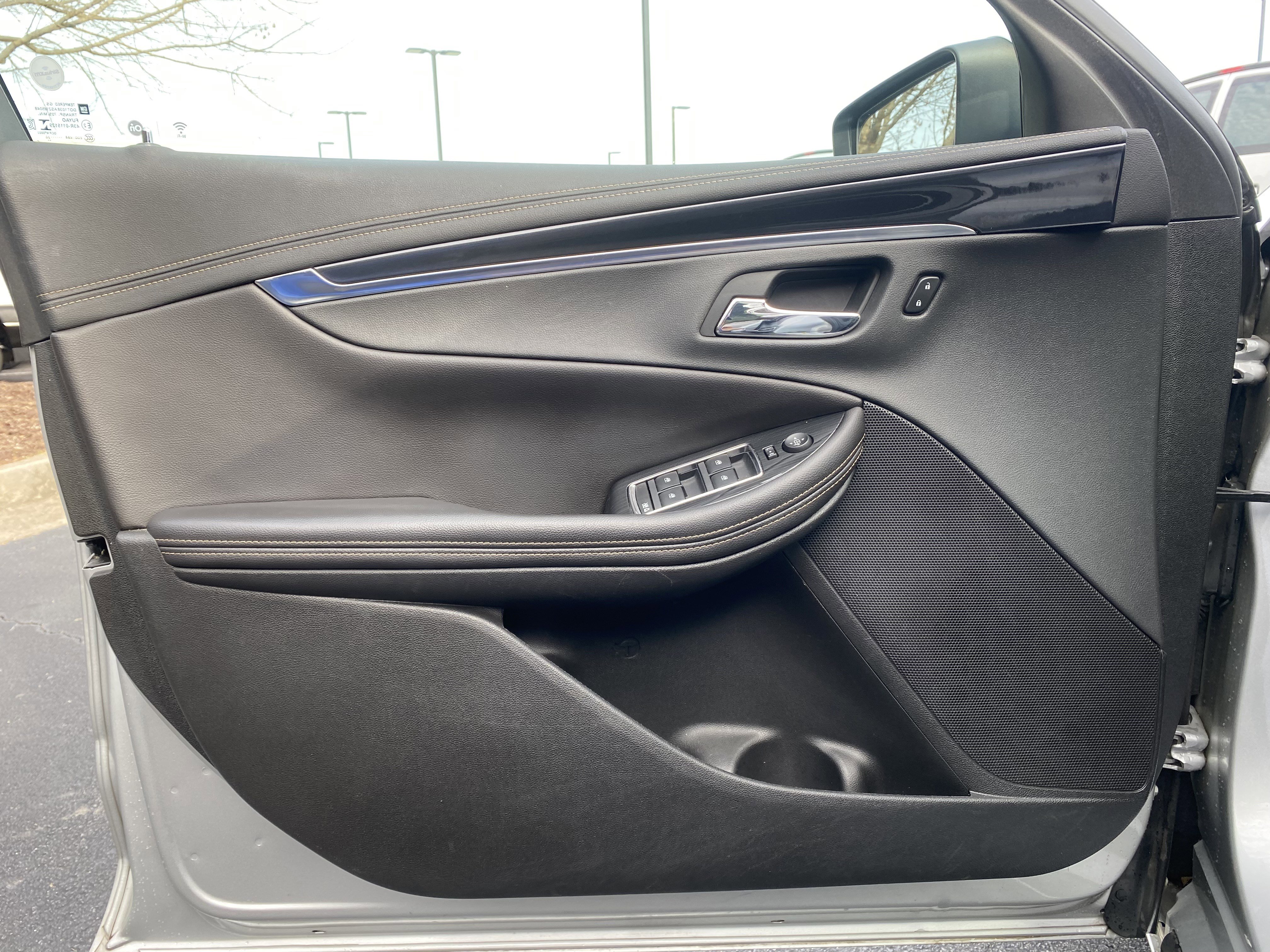 Used 2020 Chevrolet Impala LT w/ LT Convenience Package image 14