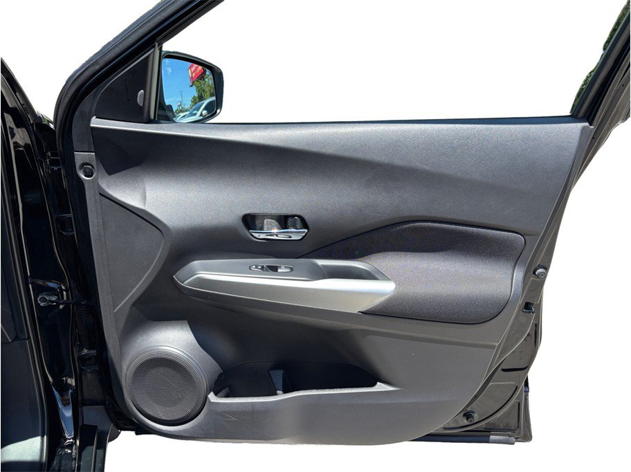 Used 2020 Nissan Kicks SV FWD image 36