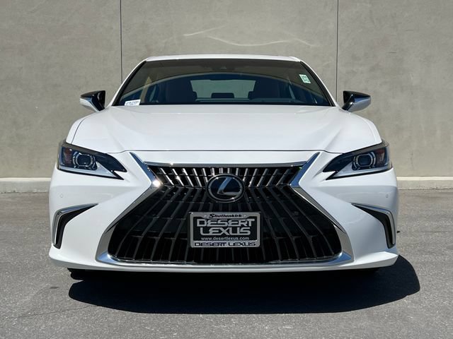 Used 2025 Lexus ES 300h w/ Premium Package FWD image 2