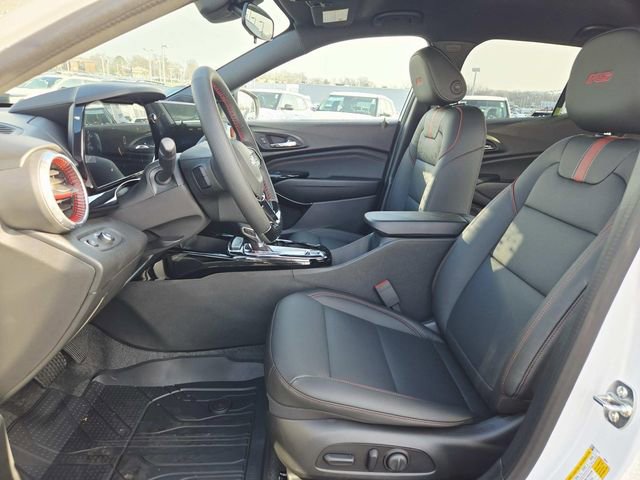 New 2026 Chevrolet Trax RS w/ Driver Confidence Package image 8