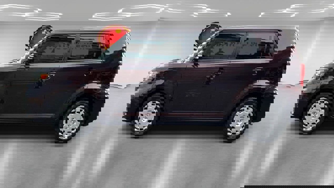 Used 2013 Scion xB image 2