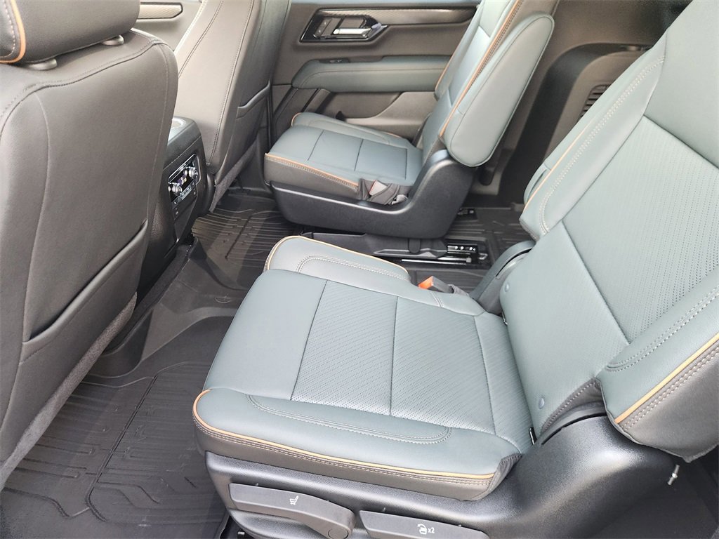 New 2026 GMC Yukon XL AT4 image 20