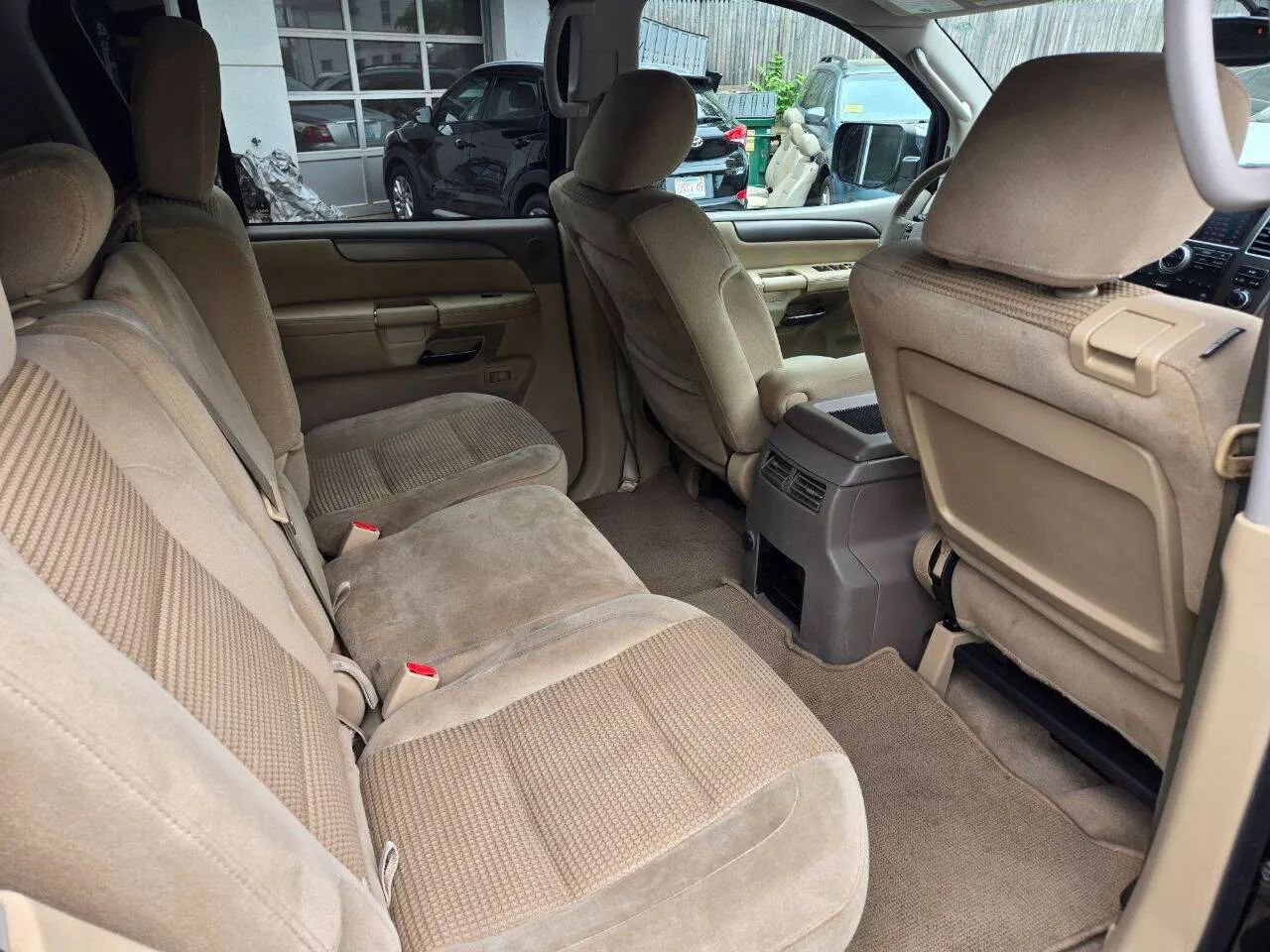 Used 2012 Nissan Armada SV image 6