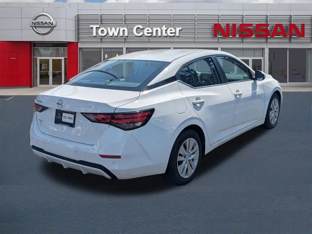 Certified 2023 Nissan Sentra S FWD image 7