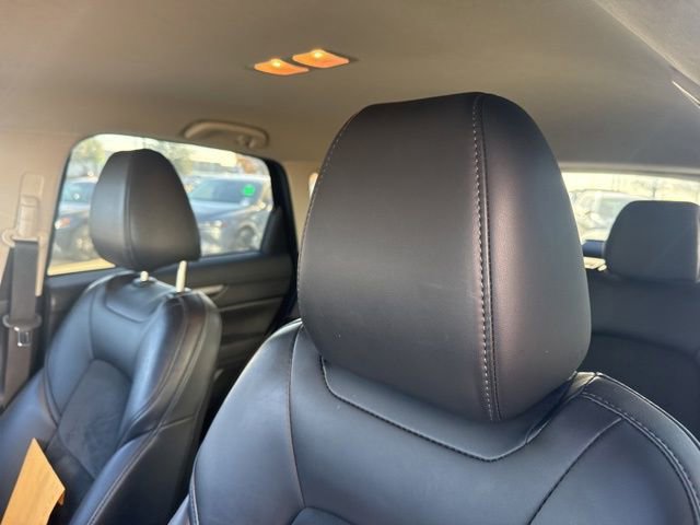 Used 2019 MAZDA CX-5 Touring image 9