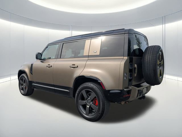 Certified 2020 Land Rover Defender 110 X AWD/4WD image 3