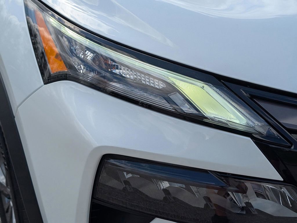 New 2026 Nissan Rogue SV image 9