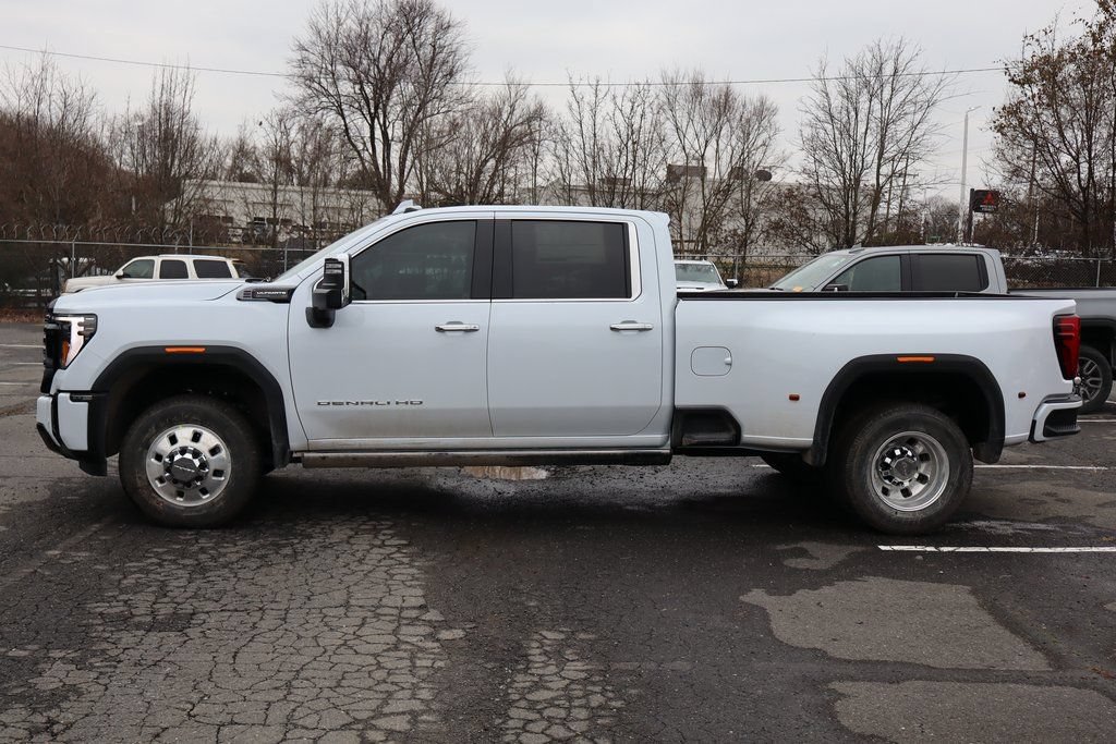 New 2026 GMC Sierra 3500 Denali Ultimate AWD/4WD image 5