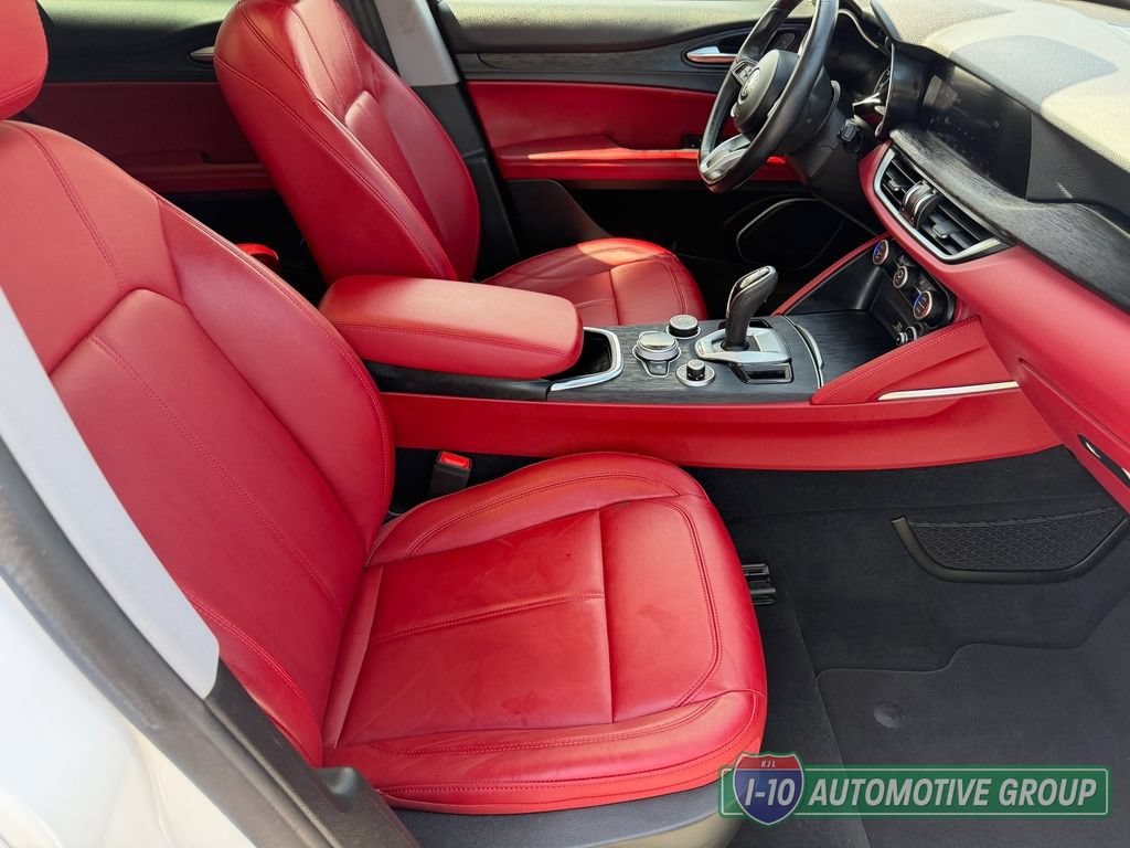 Used 2020 Alfa Romeo Stelvio w/ Nero Edizione RWD image 30