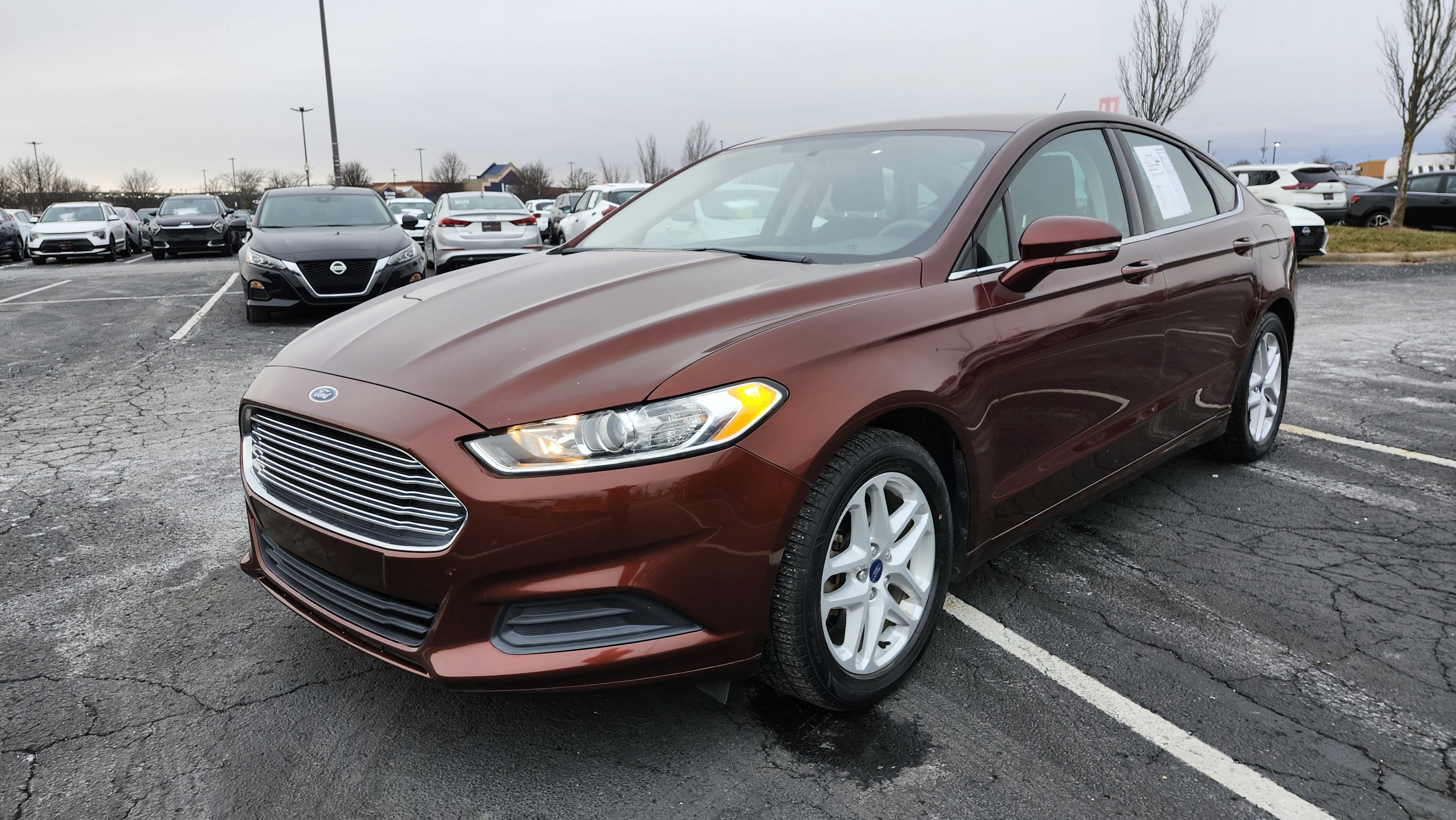 Used 2016 Ford Fusion SE image 12