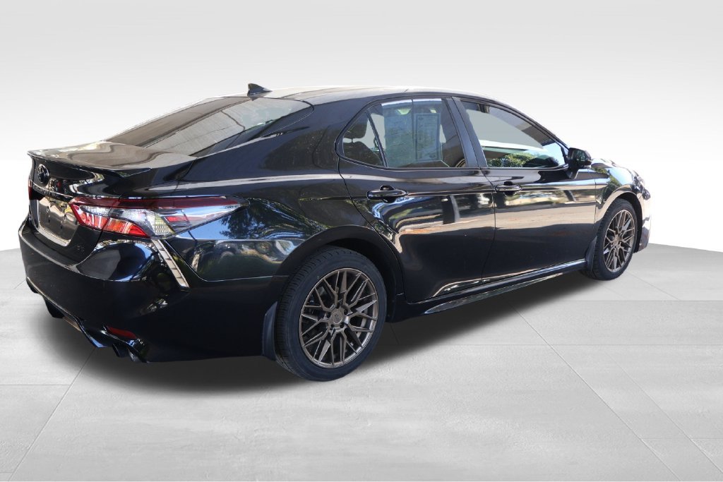 Used 2022 Toyota Camry SE FWD image 15