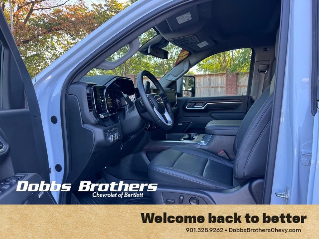Used 2026 GMC Sierra 2500 SLT w/ SLT Premium Package AWD/4WD image 10