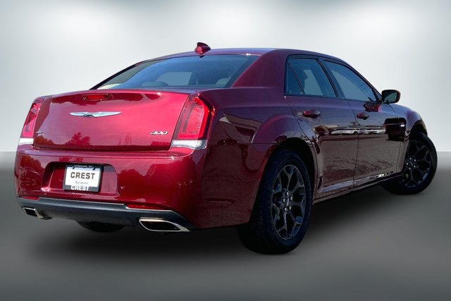 Used 2019 Chrysler 300 Touring w/ Sport Appearance Package AWD/4WD image 13