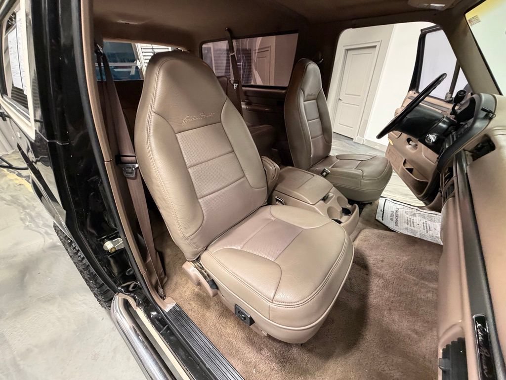 Used 1993 Ford Bronco Eddie Bauer AWD/4WD image 4