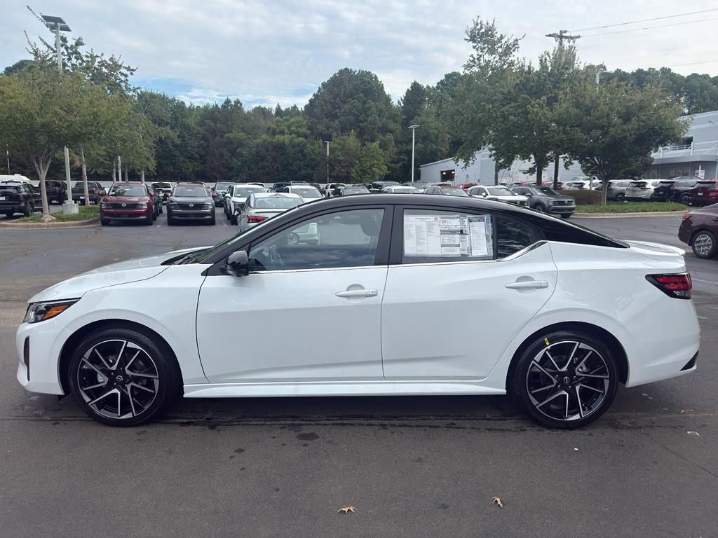 New 2025 Nissan Sentra SR image 4