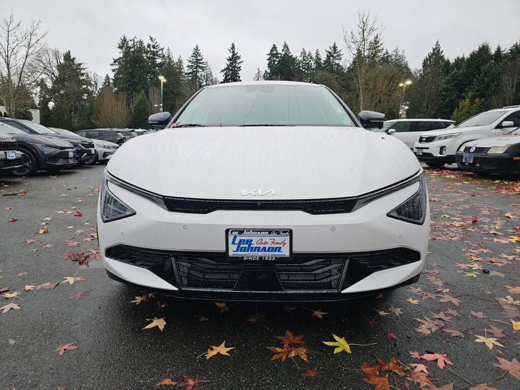 New 2025 Kia EV6 Wind AWD/4WD image 2
