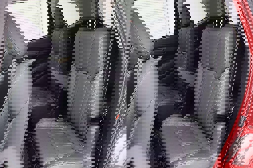 Used 2022 Subaru Ascent Limited w/ Technology Package image 12