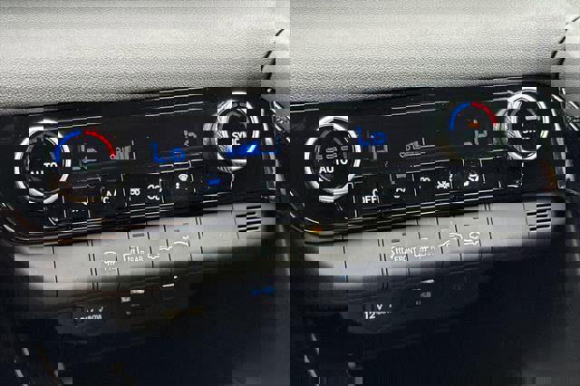 New 2026 Hyundai Elantra Blue image 16