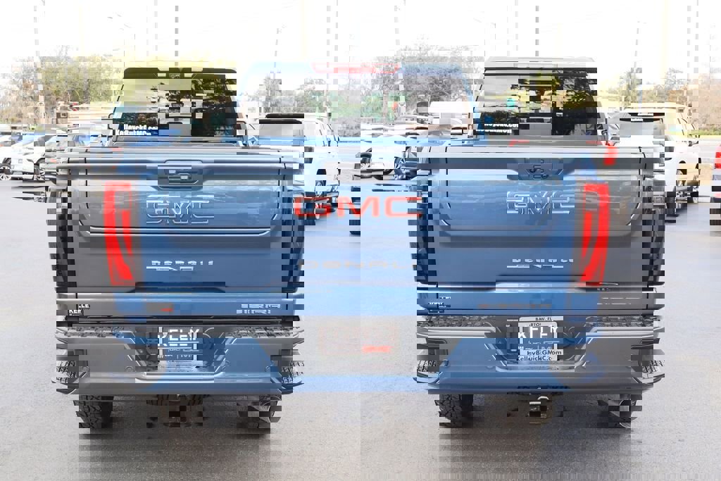 New 2026 GMC Sierra 2500 Denali w/ Denali Reserve Package image 5