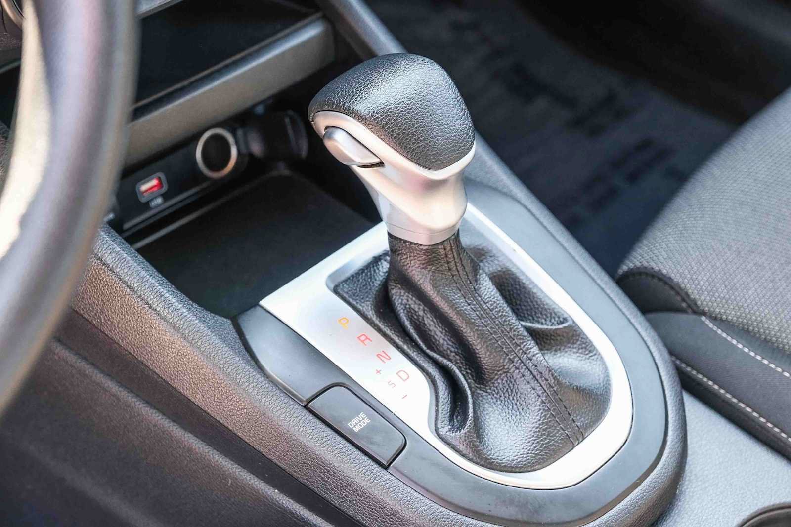 Used 2022 Kia Forte LXS FWD image 19