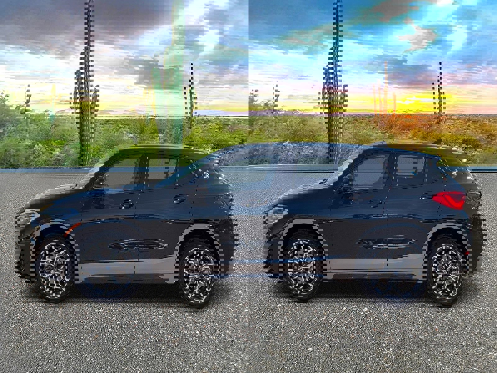 Used 2018 BMW X2 sDrive28i w/ M SportX Package image 3