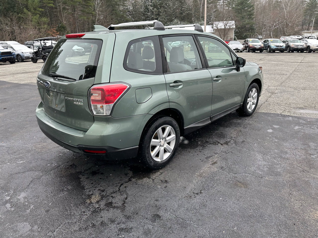 Used 2017 Subaru Forester 2.5i image 4
