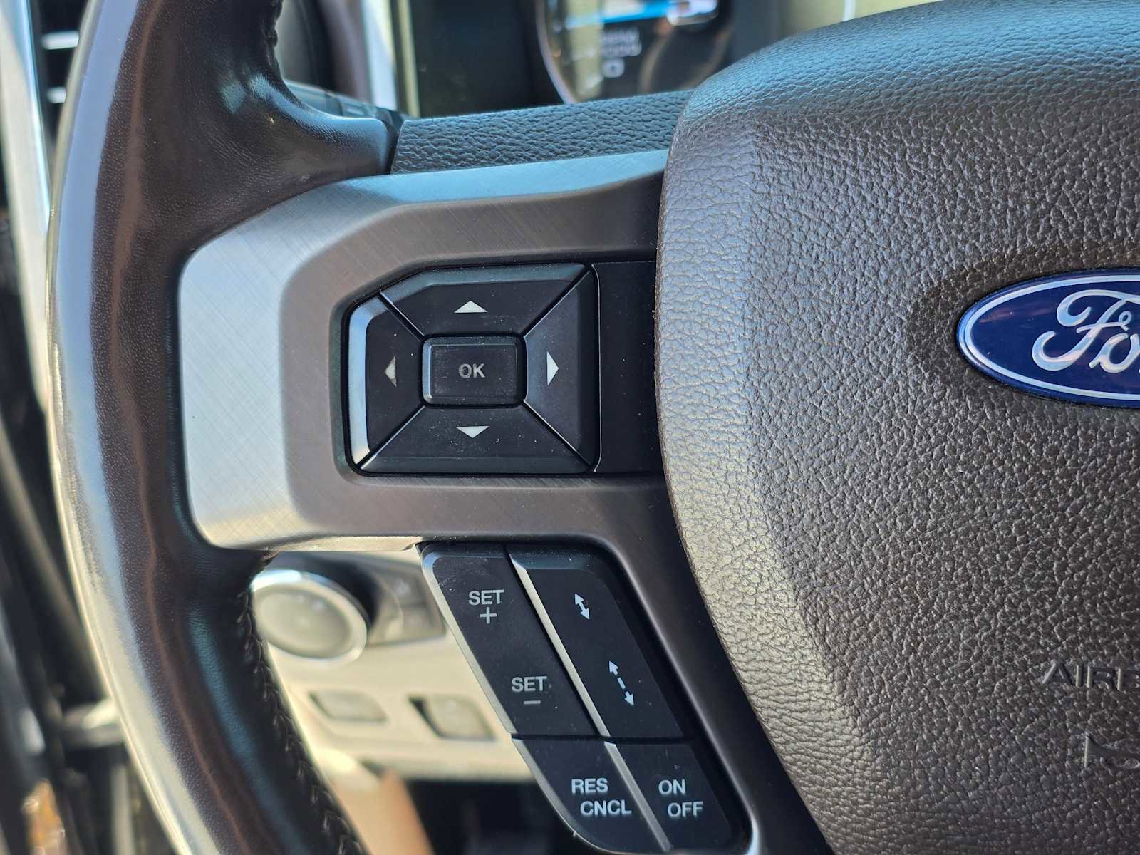 Used 2019 Ford F450 Limited w/ FX4 Off-Road Package image 25