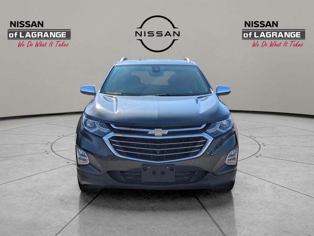 Used 2020 Chevrolet Equinox Premier w/ Premier True North Edition image 2