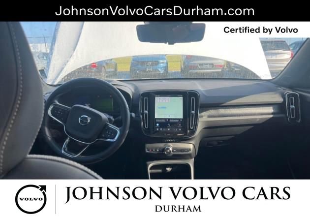 Used 2024 Volvo C40 Recharge Core image 9