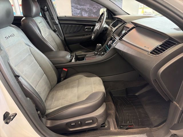 Used 2018 Ford Taurus SHO w/ Driver Assist Package AWD/4WD image 10