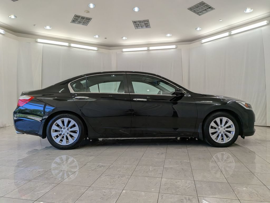 Used 2015 Honda Accord EX-L image 11