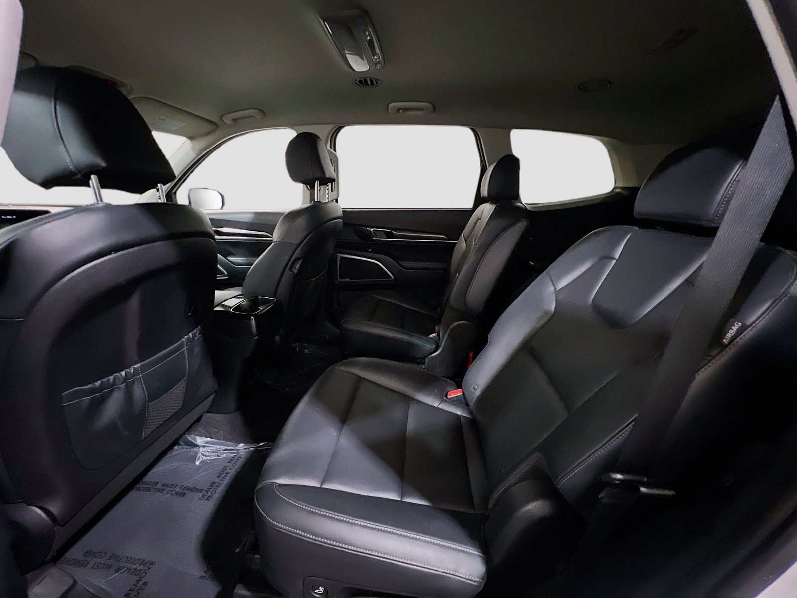 Used 2024 Kia Telluride S image 18