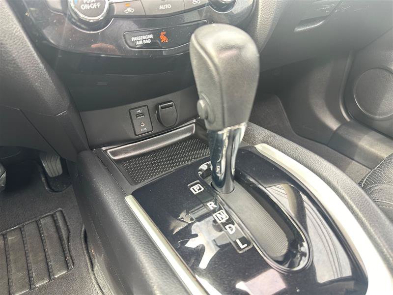 Used 2014 Nissan Rogue SL w/ SL Premium Package AWD/4WD image 20